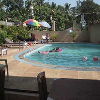 Hotel Balaji Calangute Resort エクステリア 写真